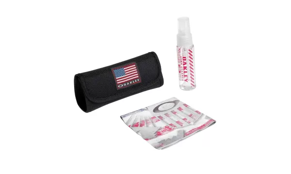 Oakley Eyewear Accessories*Lens Cleaning Kit